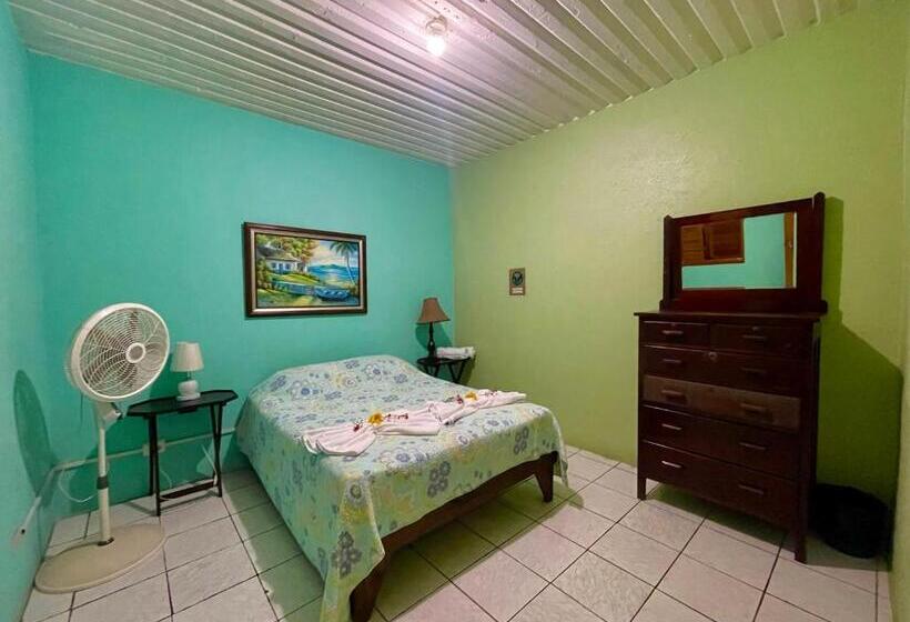 منزل غرفتين نوم, Pura Natura Lodge Manuel Antonio