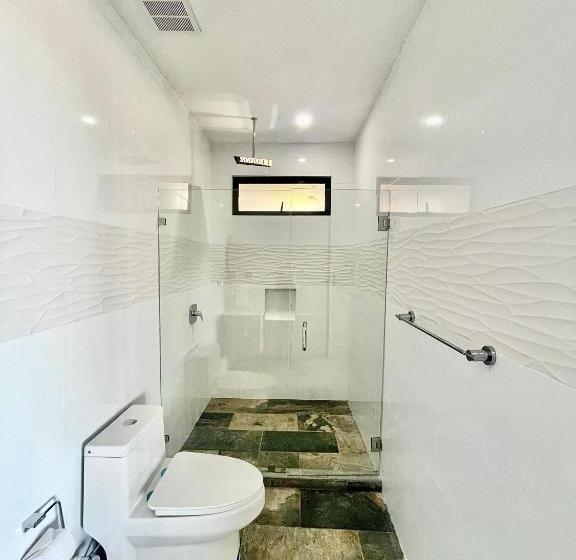 جناح ديلوكس مطل على البحر, Pura Natura Lodge Manuel Antonio