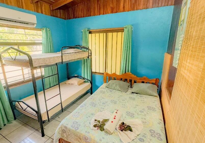 غرفة عائلية, Pura Natura Lodge Manuel Antonio