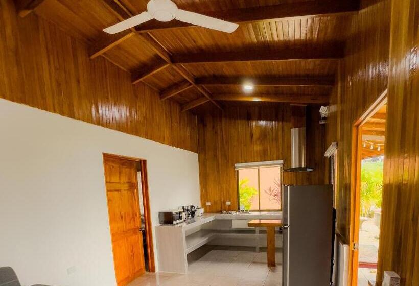 Четырехместный Номер Стандарт Вид на Море, Pura Natura Lodge Manuel Antonio