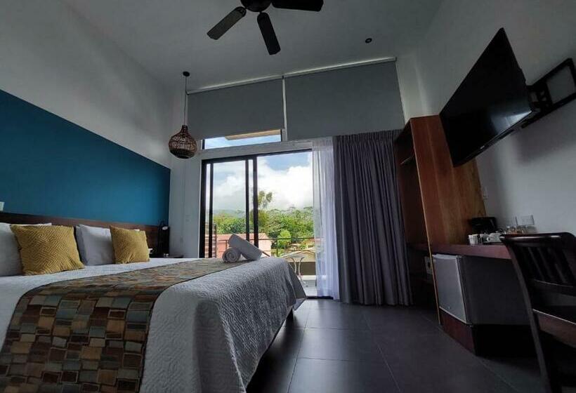 סוויטת פרמיום, La Fortuna Lodge By Treebu Hotels