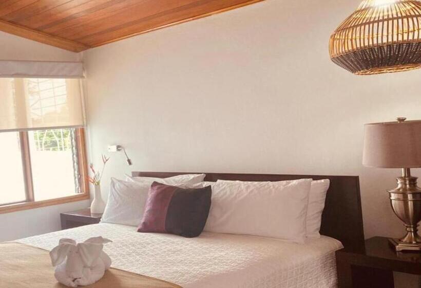 חדר סופריור, La Fortuna Lodge By Treebu Hotels