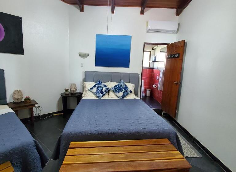 חדר סטנדרט לשלושה, Villa Amarilla