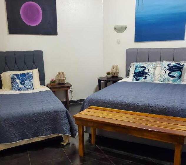 חדר סטנדרט לשלושה, Villa Amarilla