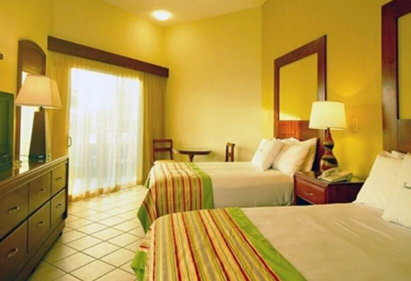 غرفه قياسيه سريرين مزدوجين, Fiesta Resort All Inclusive Central Pacific  Costa Rica