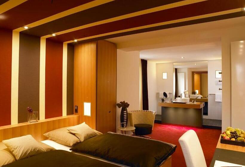 غرفة سوبيريور, Antoniushutte