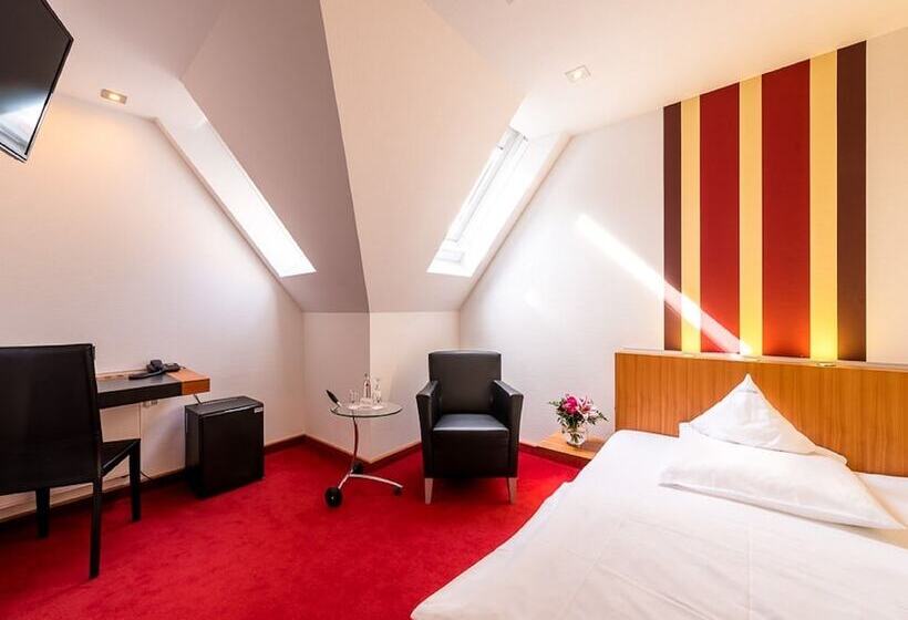 غرفة سوبيريور فردية, Antoniushutte