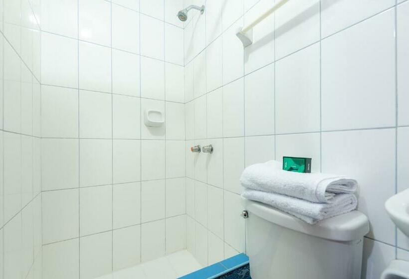 اتاق اکونومی, Savoy Ica