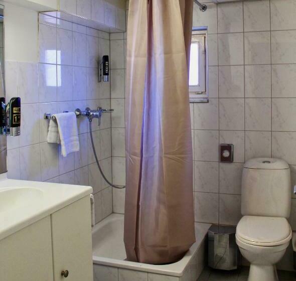 غرفة قياسية فردية, Brull