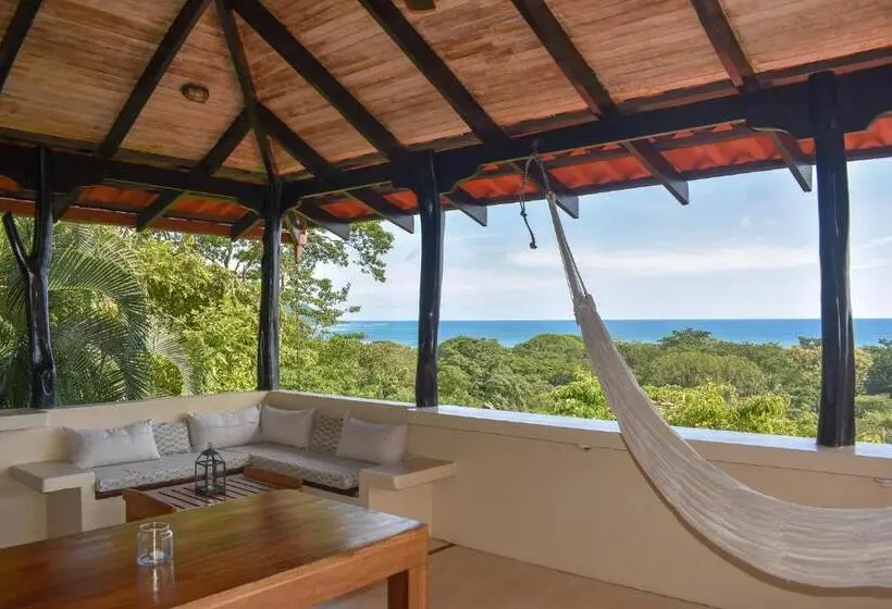 Villa 3 Makuuhuonetta, Casa Marbella