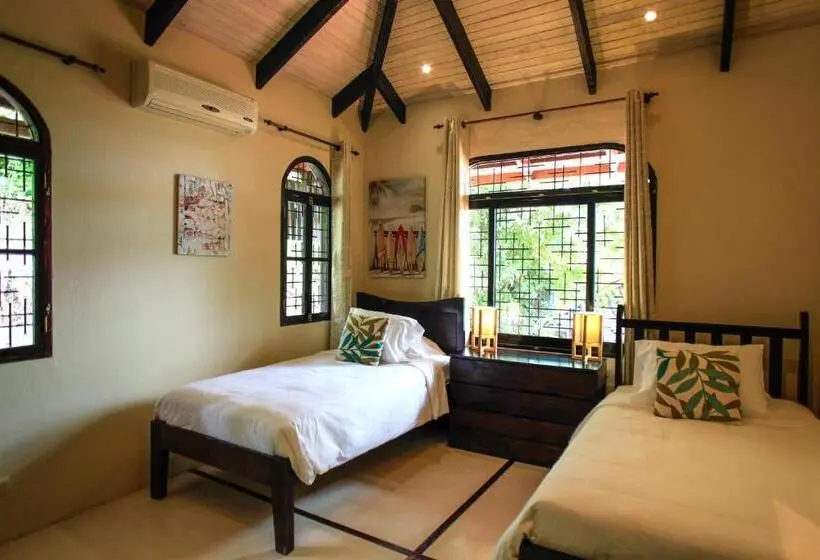Villa 3 Makuuhuonetta, Casa Marbella