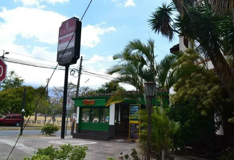 اتاق استاندارد, Columbus