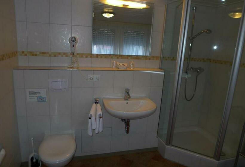 Номер Стандарт Трехместный, Harbauer