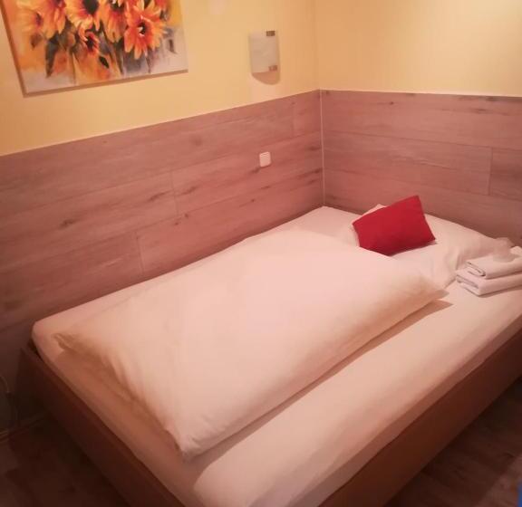 Номер Стандарт Трехместный, Harbauer