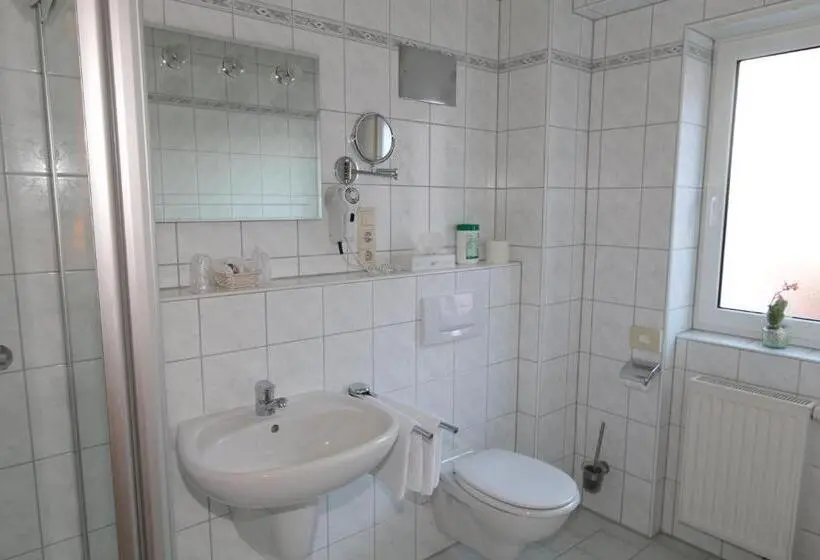 Deluxe-huone, Harbauer