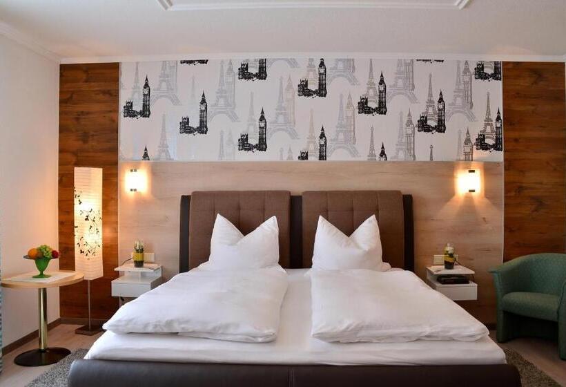 Номер Deluxe, Harbauer