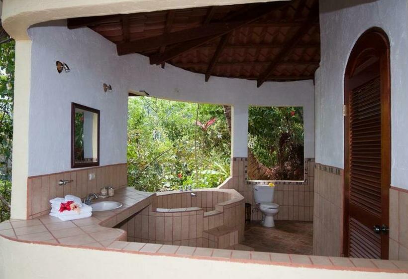 بنجلو سوبيريور, Lagunavista Villas