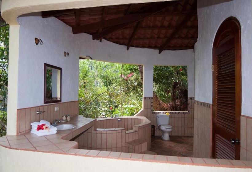 بنجلو ديلوكس, Lagunavista Villas