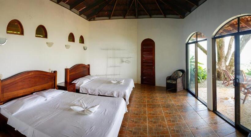 بنجلو عائلى, Lagunavista Villas