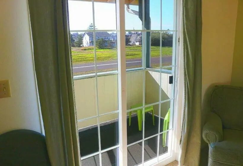 キングサイズベッドのスタンダードルーム, Pacific City Inn