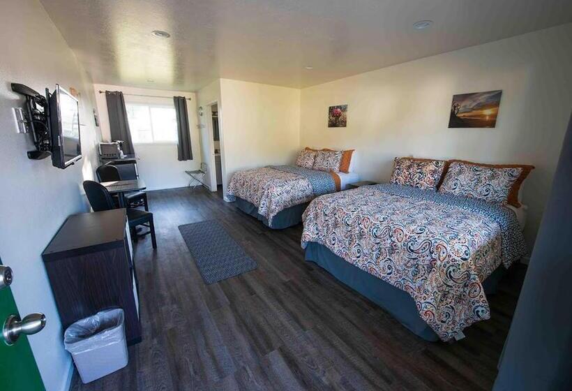 חדר דלוקס, Pacific City Inn