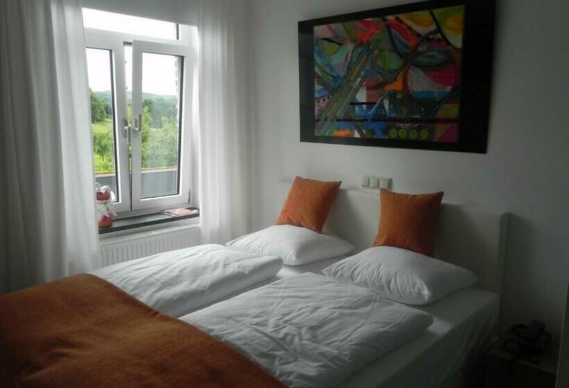 اتاق استاندارد, Restaurant Uit De Kunst