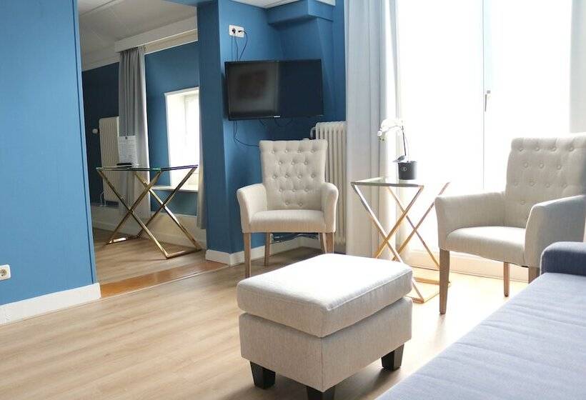 غرفة ديلوكس, Brull