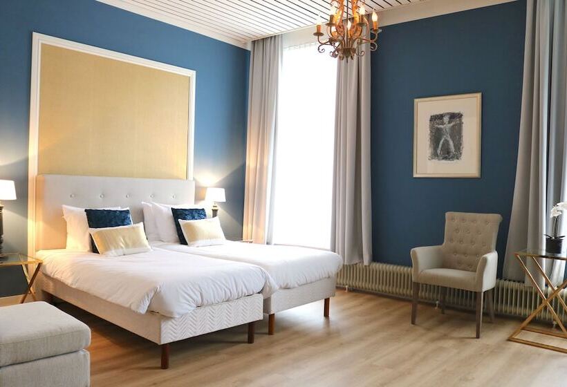 غرفة ديلوكس, Brull