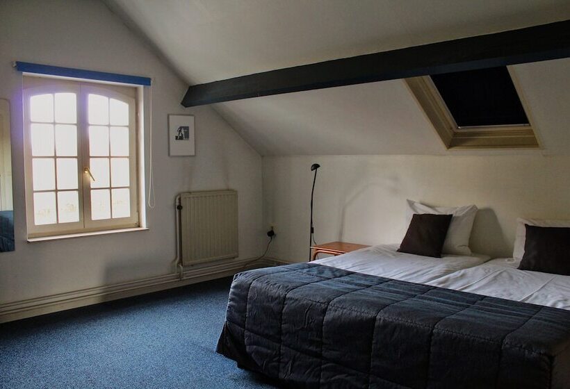 شقة غرفة واحدة, Brull