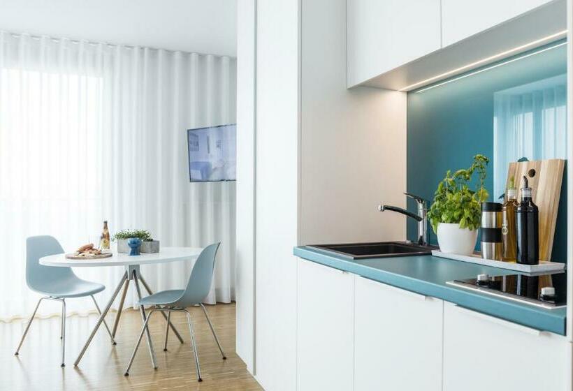 Quarto Comfort, The Flag München M