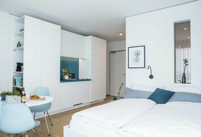 Quarto Comfort, The Flag München M