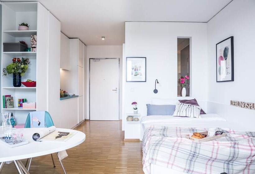 Quarto Individual Executivo, The Flag München M