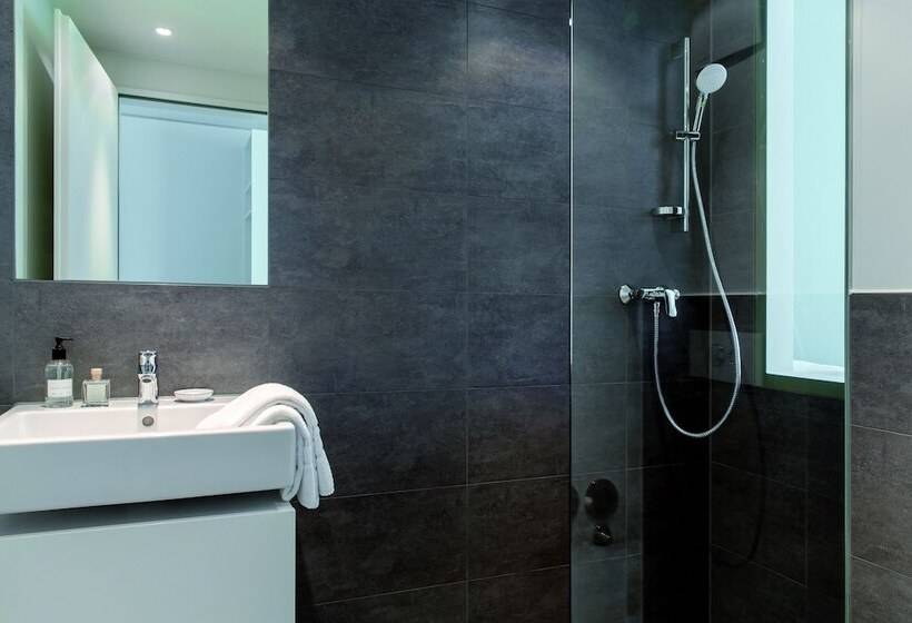 Quarto Comfort Individual, The Flag München M