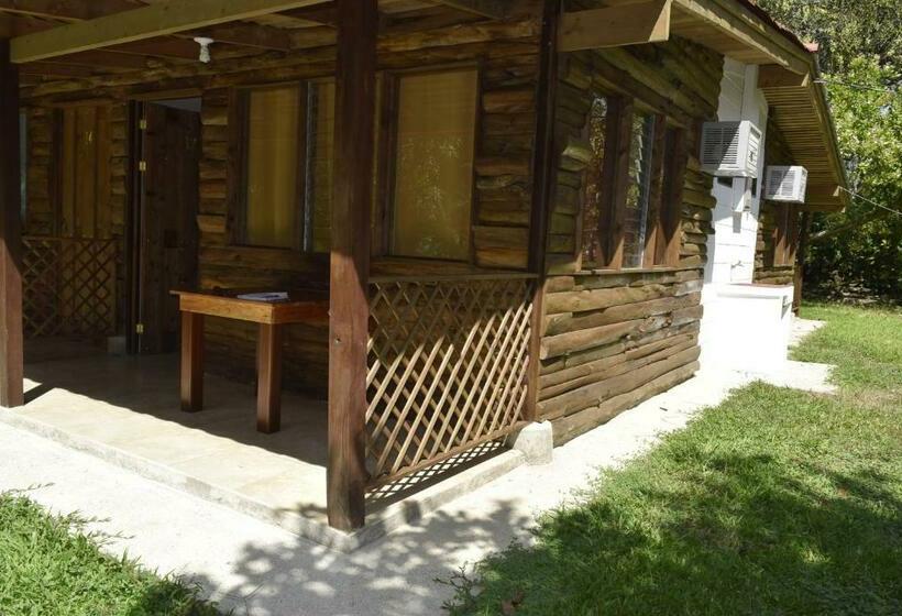Quarto Estandar, Villas Maria Luisa