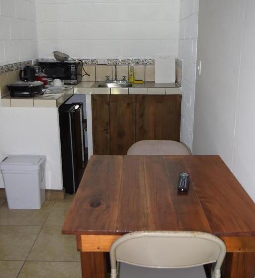 Quarto Estandar, Villas Maria Luisa