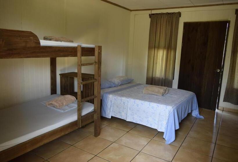 Quarto Quádruplo Clássico, Villas Maria Luisa