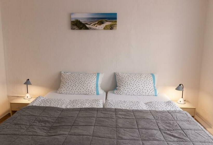 شقة 3 غرف, Zur Post Ochsendorf