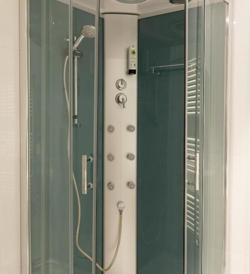 شقة 3 غرف, Zur Post Ochsendorf