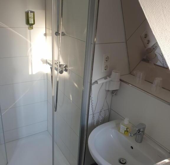 Номер Стандарт, Kurparkhotel Gemünd