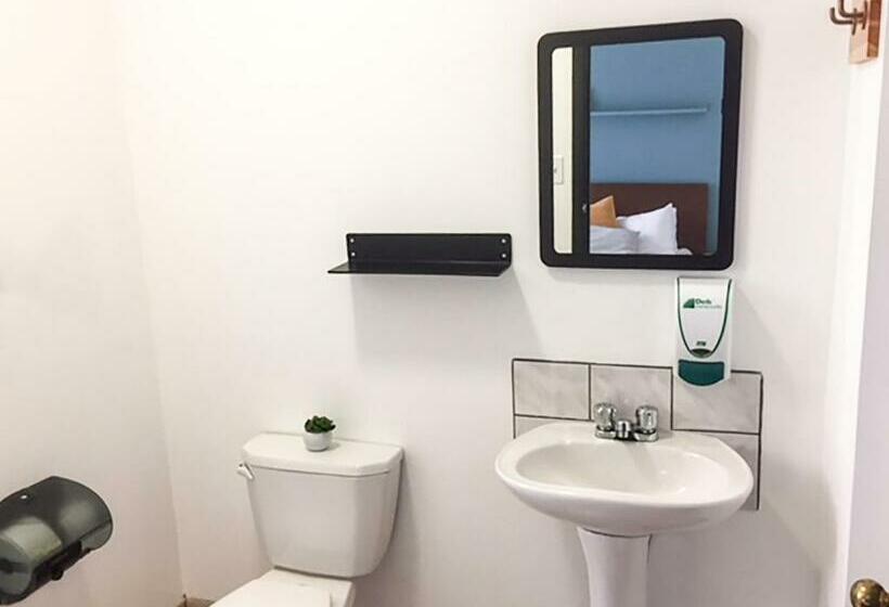 Номер Стандарт, Auberge Saintlo Montréal Hostel