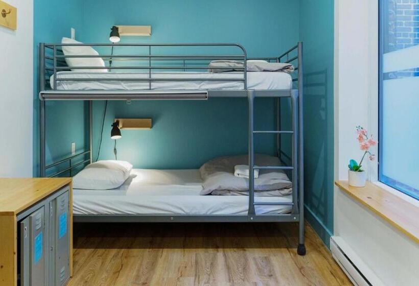 スタンダードルーム, Auberge Saintlo Montréal Hostel
