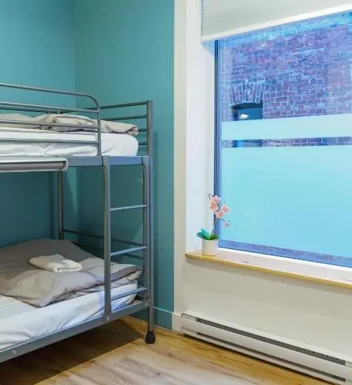 スタンダードシングルルーム, Auberge Saintlo Montréal Hostel