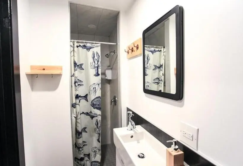 スタンダードシングルルーム, Auberge Saintlo Montréal Hostel