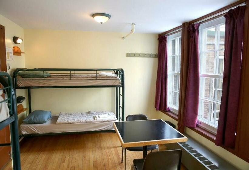 ルームシェアのワンベッド, Auberge Internationale De Quebec   Hi Canada