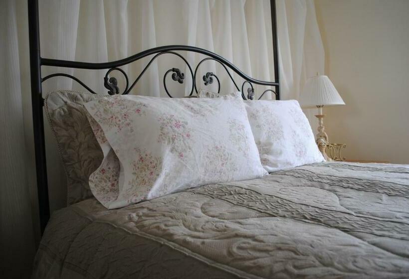 Люкс, Auberge Marquis De Montcalm