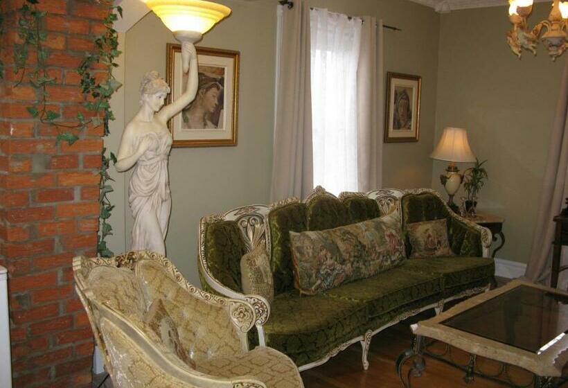 סוויטה, Auberge Marquis De Montcalm