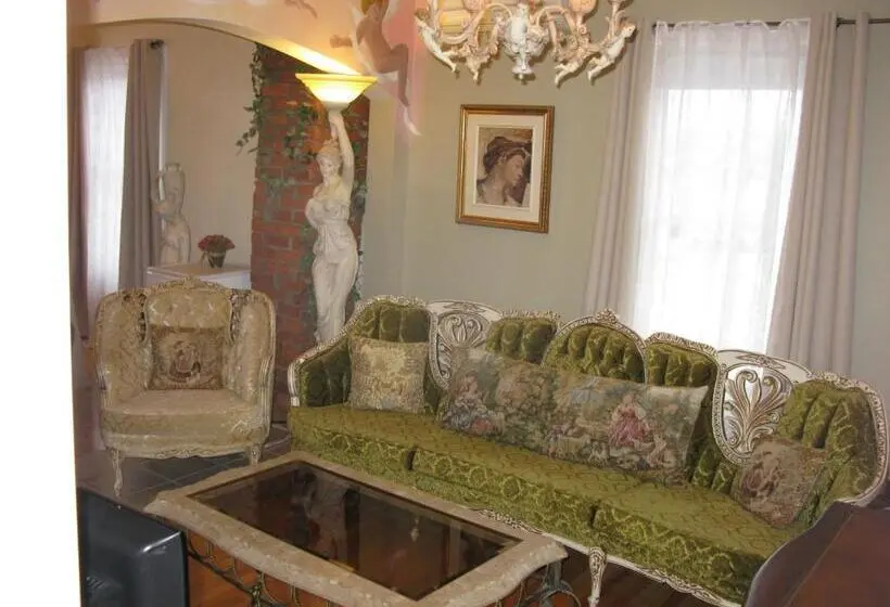 スイート, Auberge Marquis De Montcalm