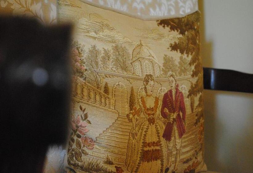 סוויטה, Auberge Marquis De Montcalm