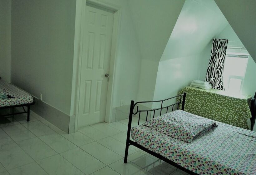 Четырехместный Номер Стандарт, Chinatown Travellers Home