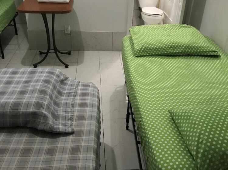 Четырехместный Номер Стандарт, Chinatown Travellers Home